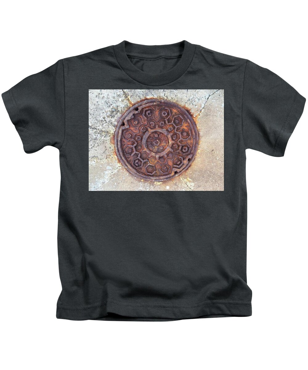 Fort Baker San Francisco Kids T-Shirt featuring the photograph Manhole Cover Fort Baker by John Parulis