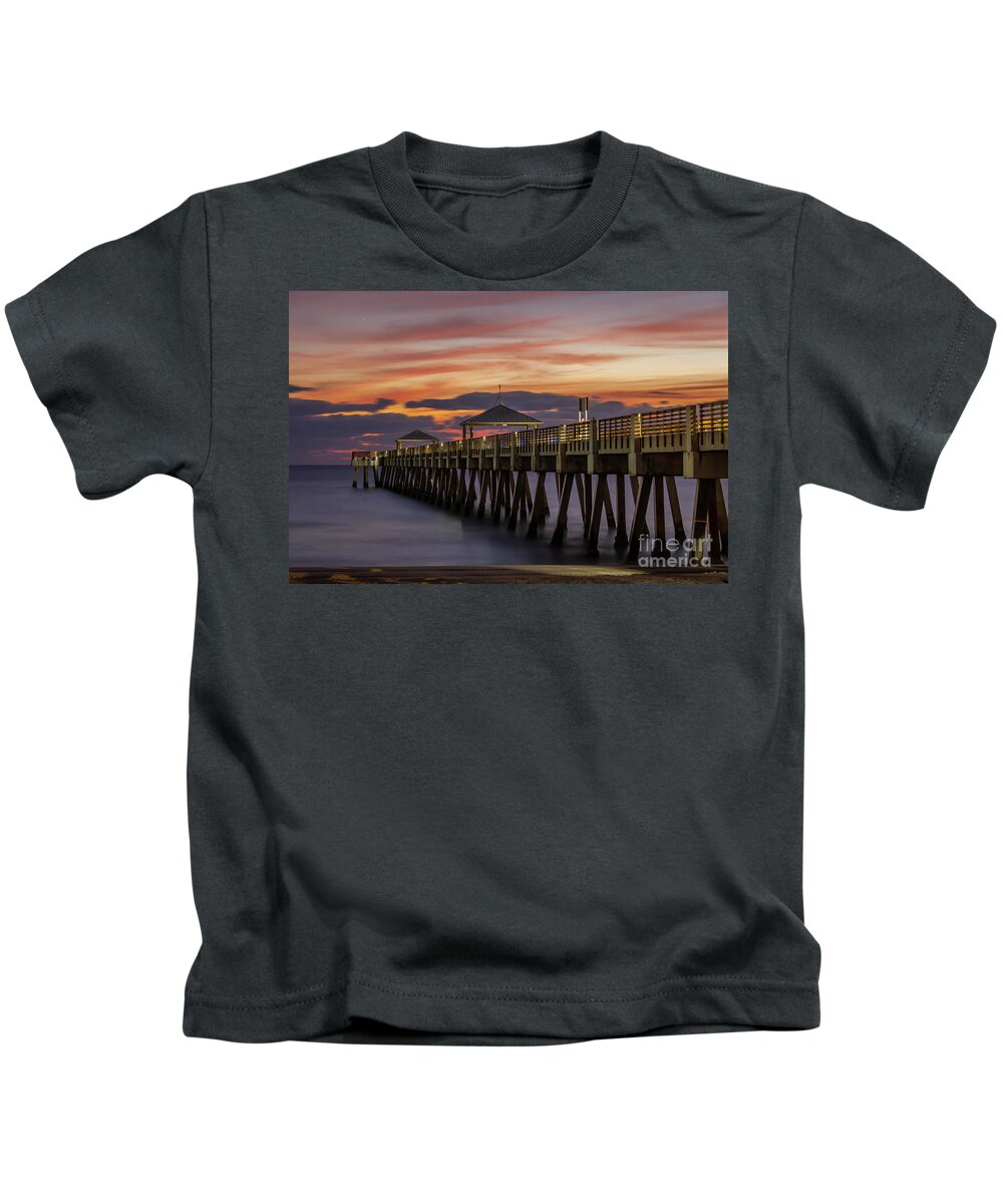 Pier Kids T-Shirt featuring the photograph Morning Pier by Tom Claud