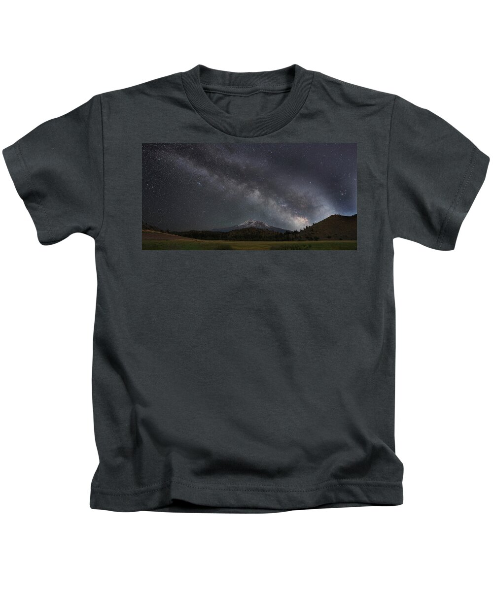 Milky Way Kids T-Shirt featuring the photograph Mt Shasta Milky Way by Mike Gifford