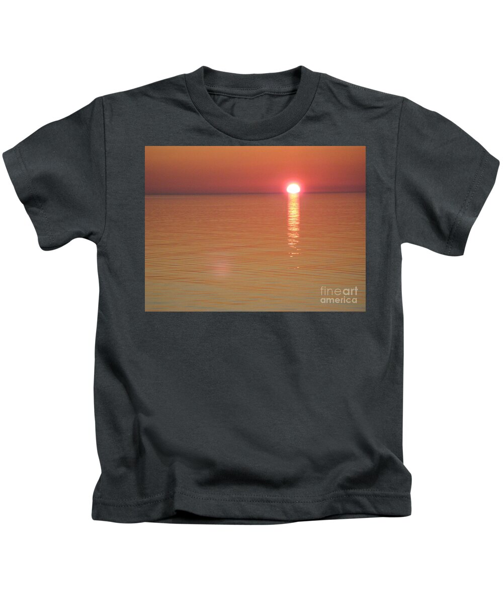 Close Of Day Kids T-Shirt featuring the photograph Orange Evening Halo by World Reflections By Sharon