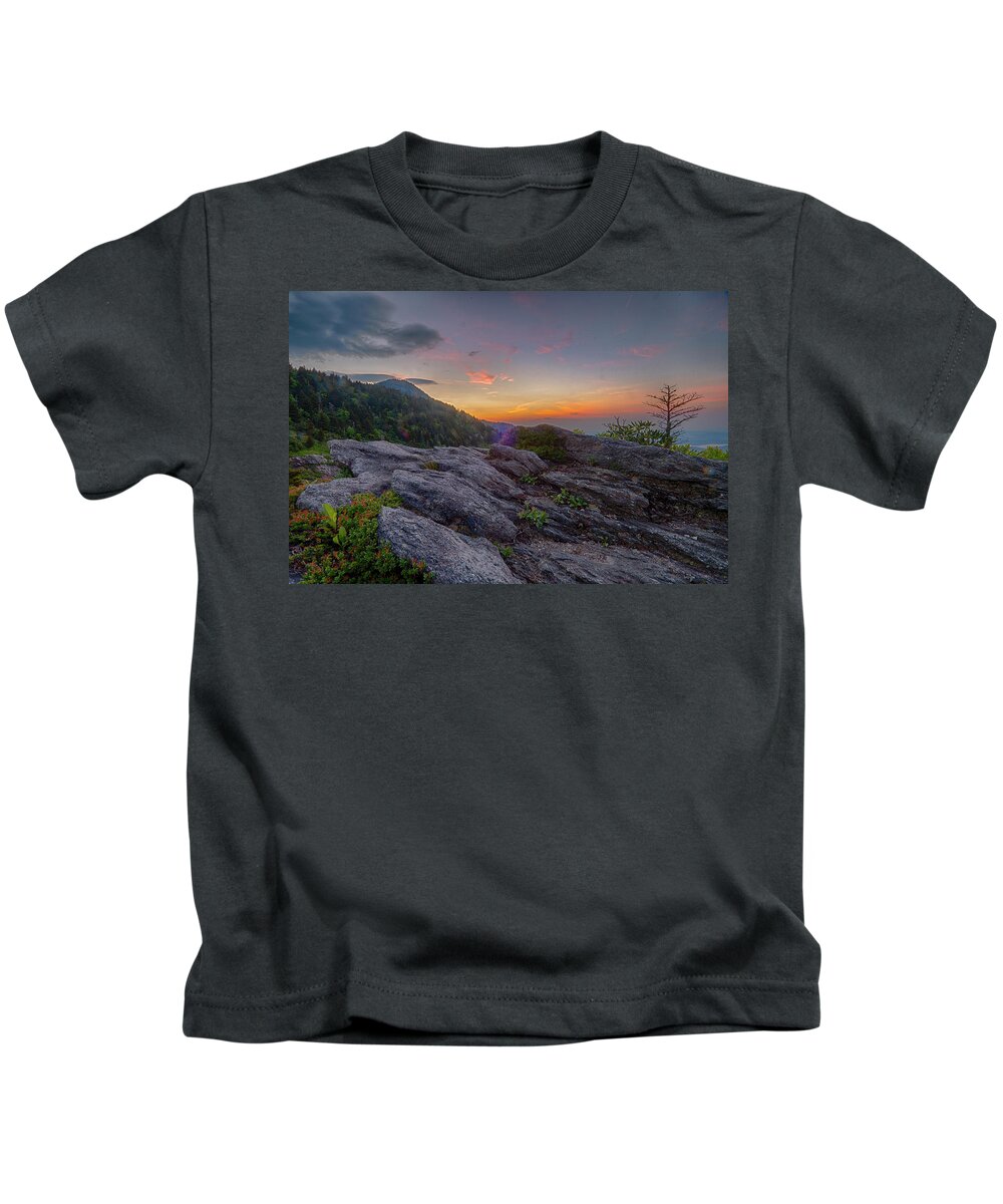 Blue Ridge Mountains Kids T-Shirt featuring the photograph Predawn Light by Melissa Southern
