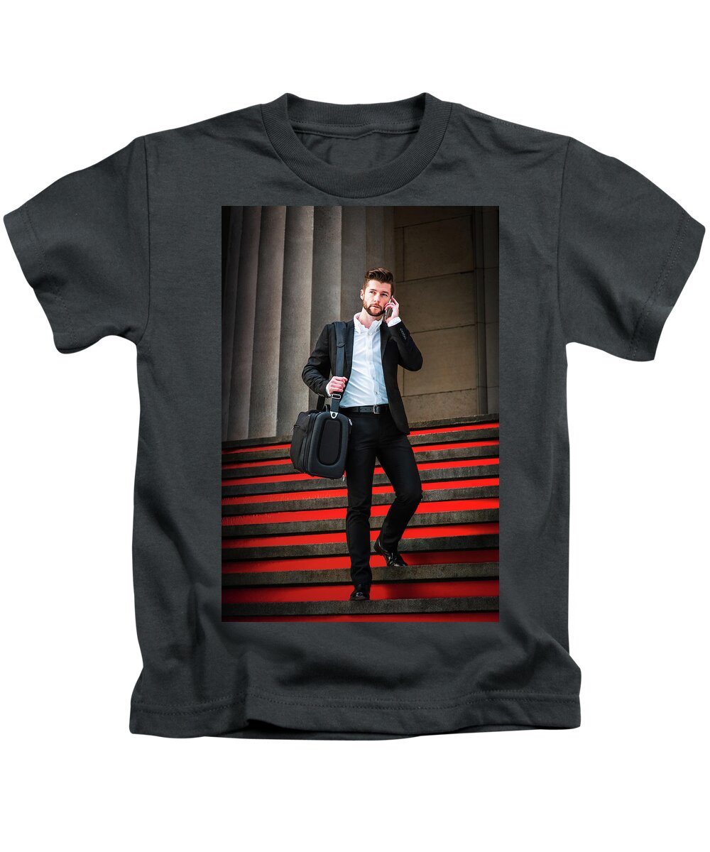 Young Kids T-Shirt featuring the photograph Salesman 160430_1463 by Alexander Image