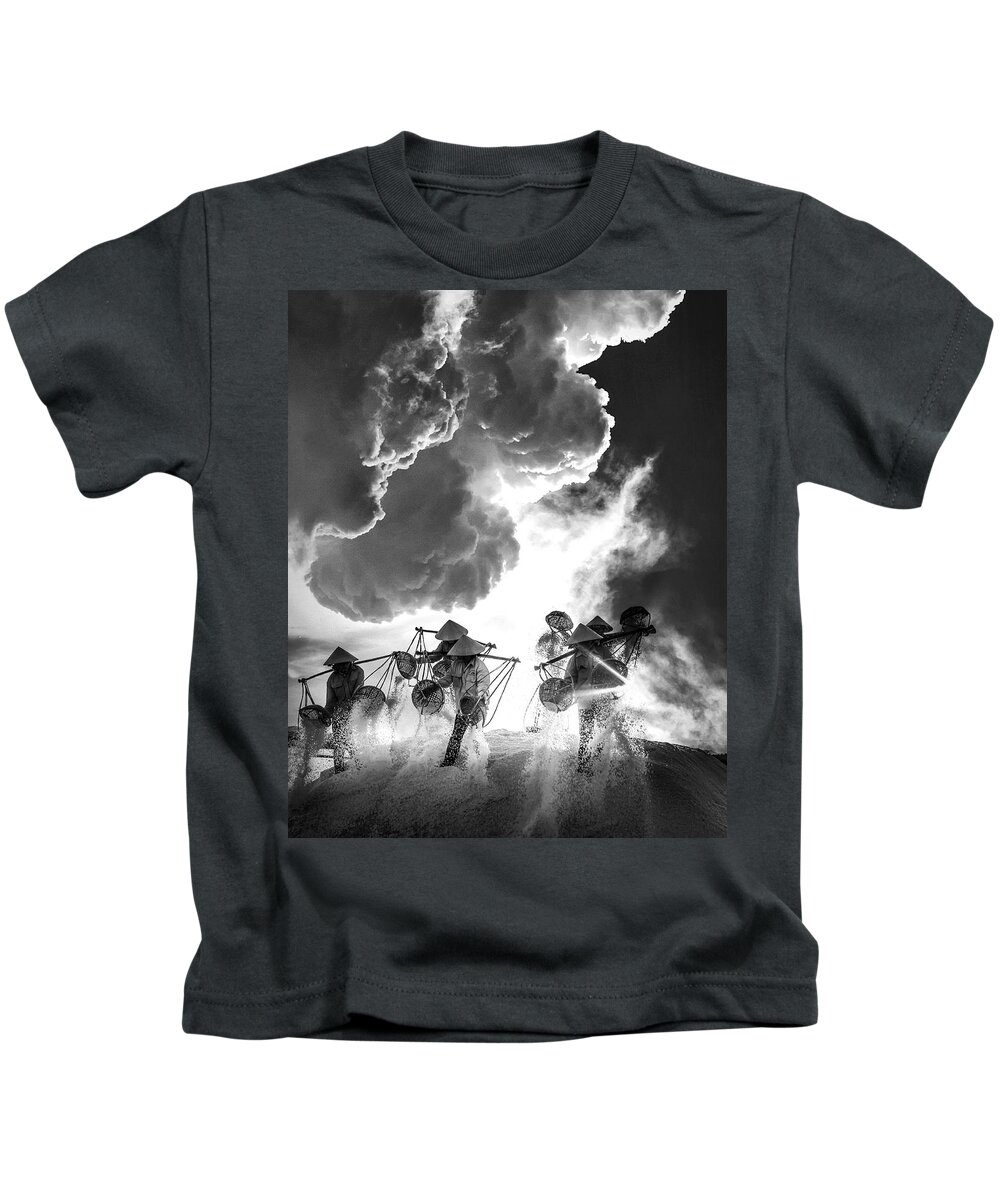Fine Art Kids T-Shirt featuring the photograph White gold II by Sofie Conte
