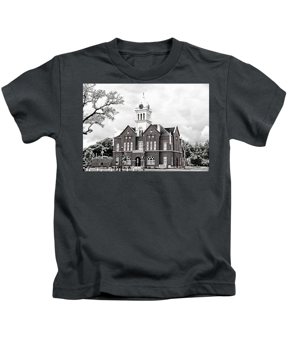  Schley Ellaville Courthouse Stores Square Caylee Hammock Brent Cobb Kids T-Shirt featuring the photograph Schley County Courthouse 3 2 by Jerry Battle