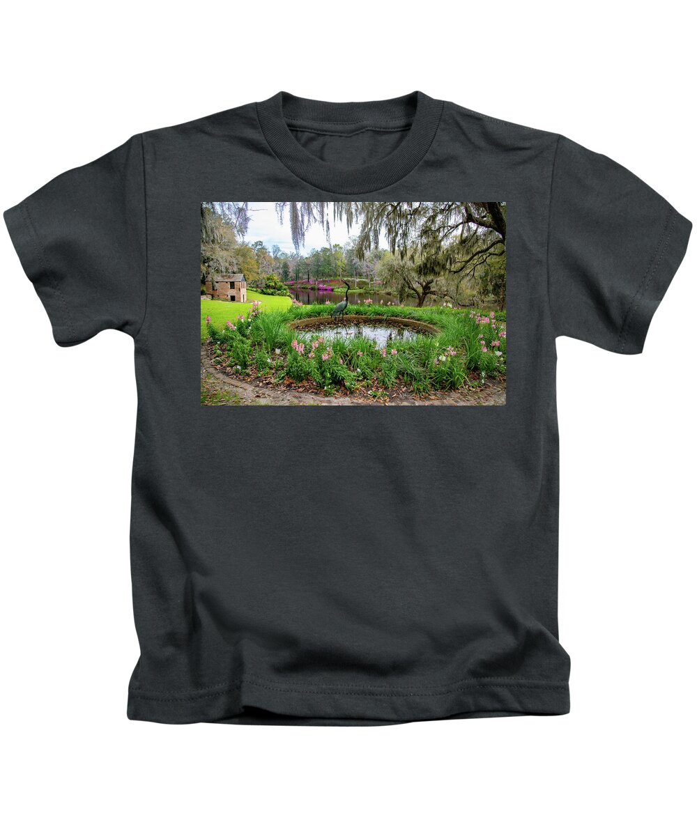 Middleton Place Plantation Kids T-Shirt featuring the photograph Sculpture Garden in Spring by Cindy Robinson