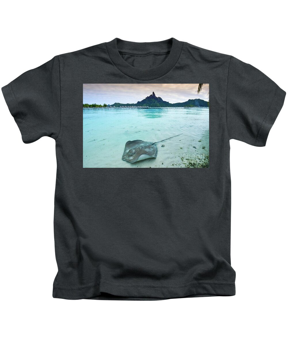 Water Kids T-Shirt featuring the photograph Stingray in Bora Bora by Ed Stokes