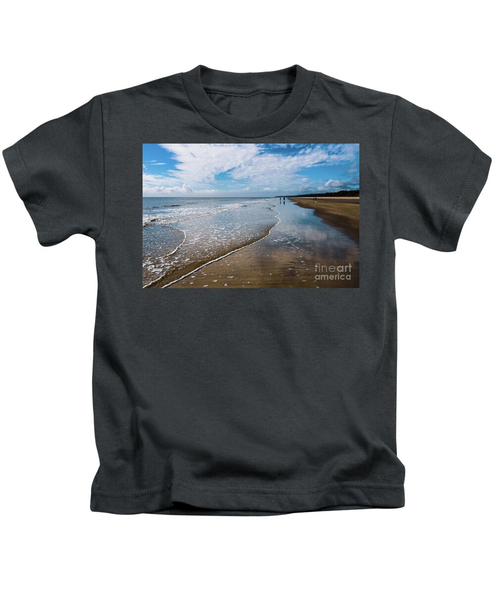 Hilton Head Kids T-Shirt featuring the photograph Tide Turning Hilton Head by Thomas Marchessault