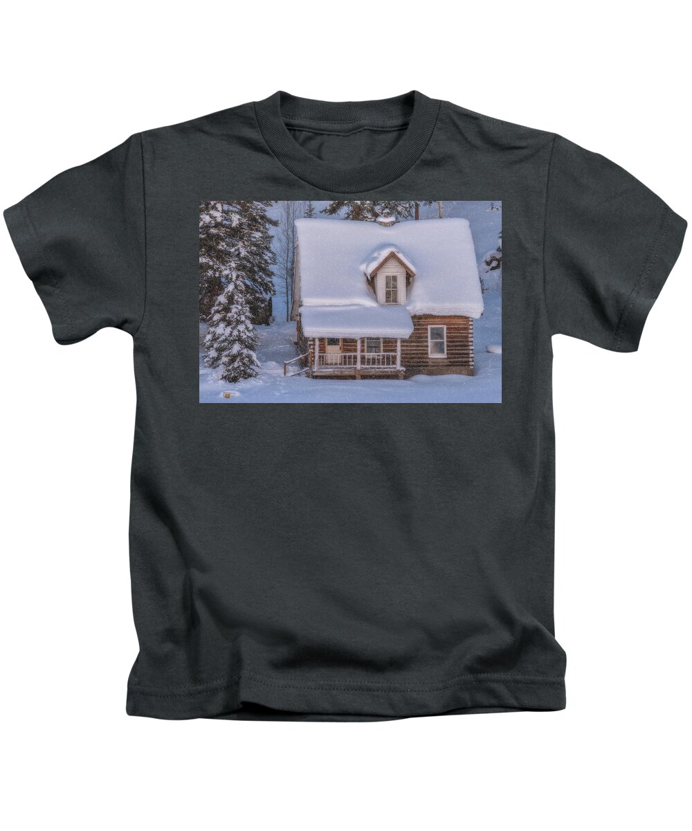 Aspen Kids T-Shirt featuring the photograph Winter Cabin by Darren White