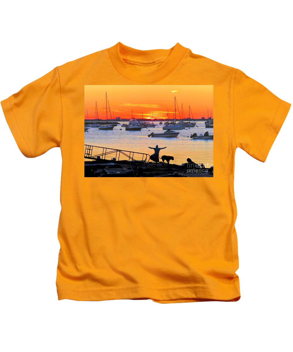 Janice Drew Kids T-Shirt featuring the photograph Strike a Pose at Sunrise by Janice Drew