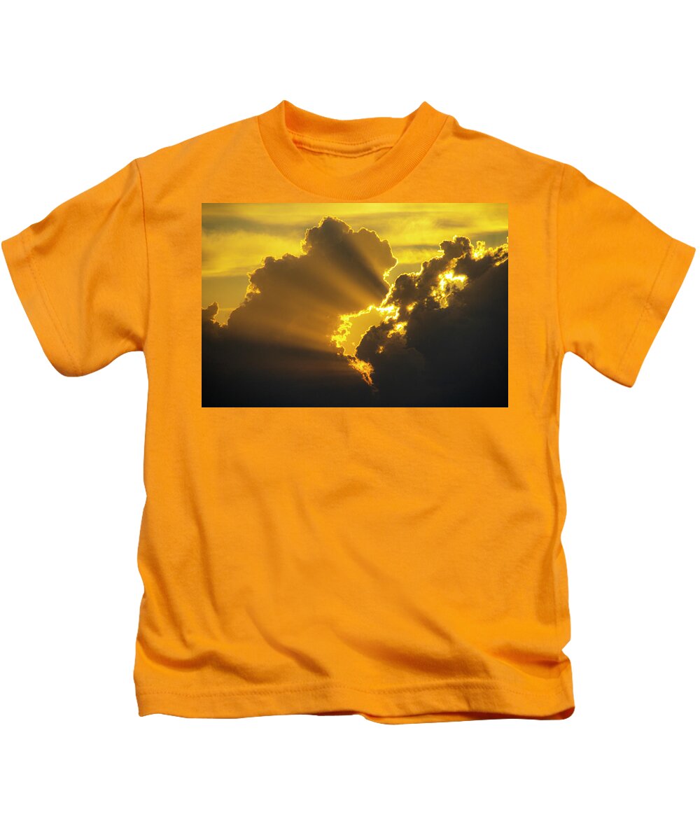 Stormscape Kids T-Shirt featuring the photograph Sweet Nebraska Crepuscular Rays 010 by NebraskaSC