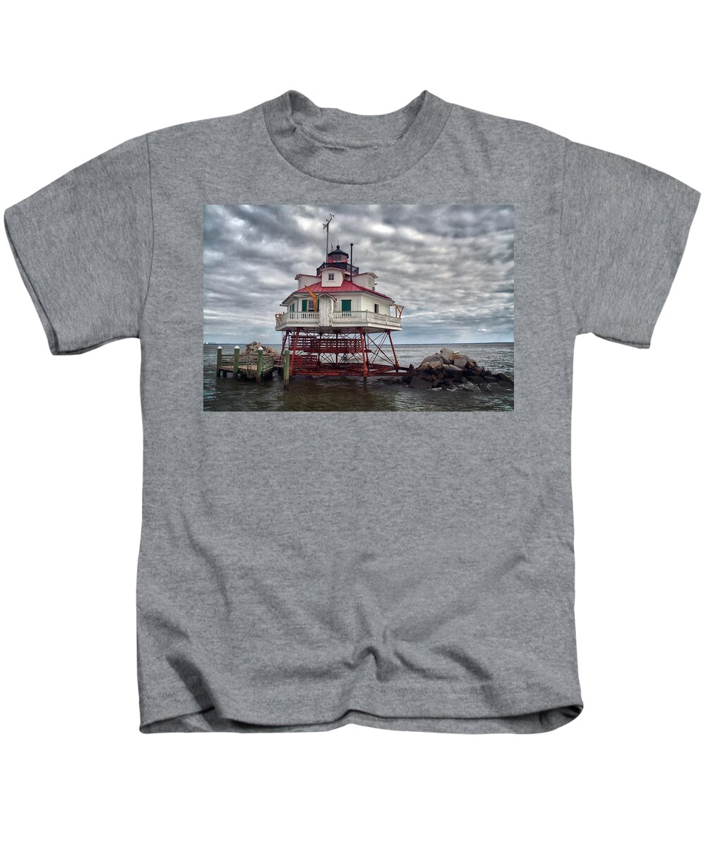 Maryland Kids T-Shirt featuring the photograph Thomas Point Lighthouse #2 by Robert Fawcett