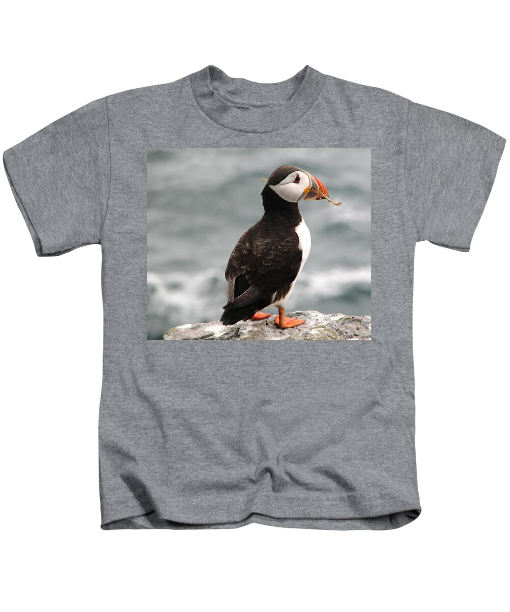 Puffin Kids T-Shirt featuring the photograph A mouth full by Sue Leonard