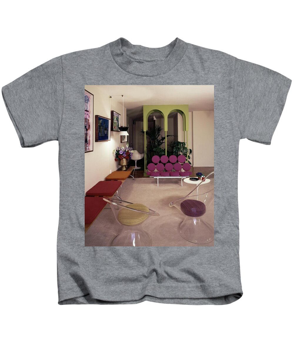 Eugene Tanawa Kids T-Shirt featuring the photograph A Retro Living Room by Tom Leonard