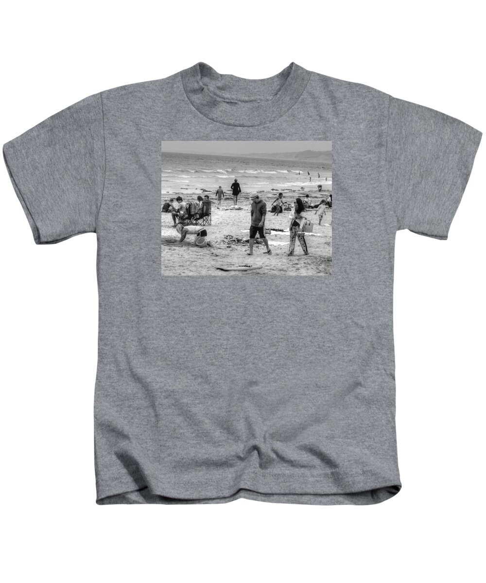 La Jolla Kids T-Shirt featuring the photograph Caught Looking by Bill Hamilton