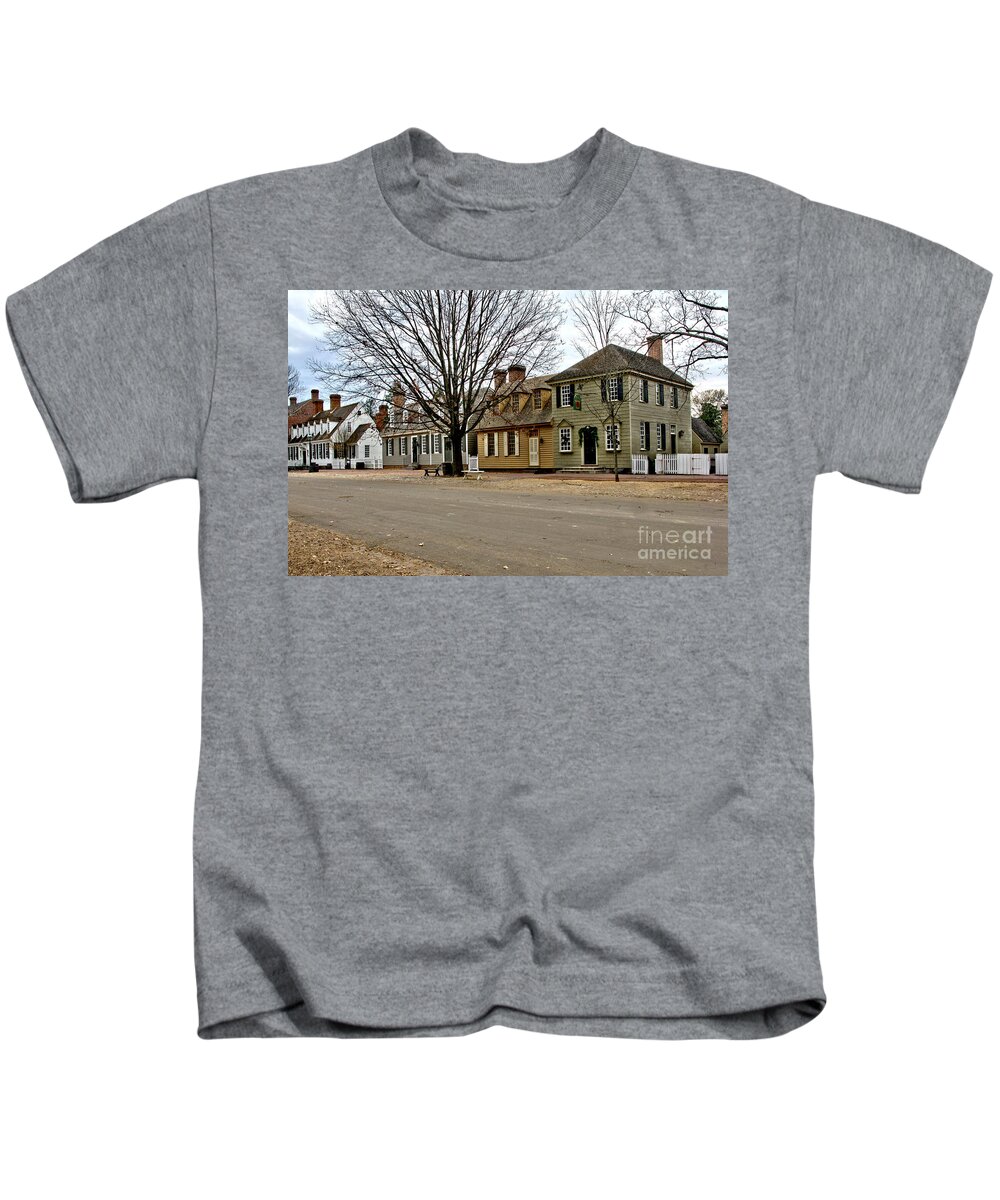 Colonial Kids T-Shirt featuring the photograph Duke of Gloucester Street in Williamsburg by Olivier Le Queinec