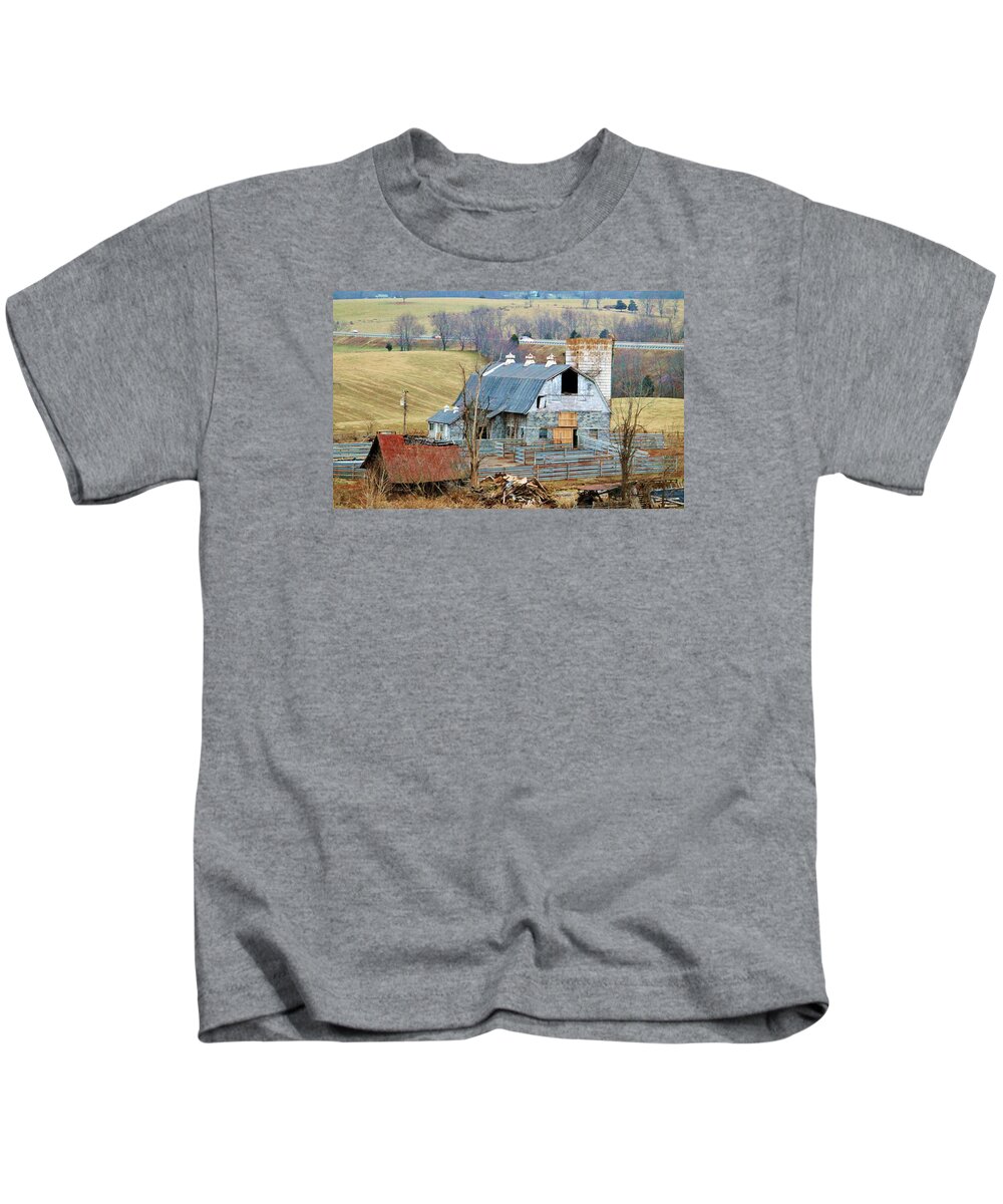 Country Kids T-Shirt featuring the photograph Farm In Virginia by Cynthia Guinn
