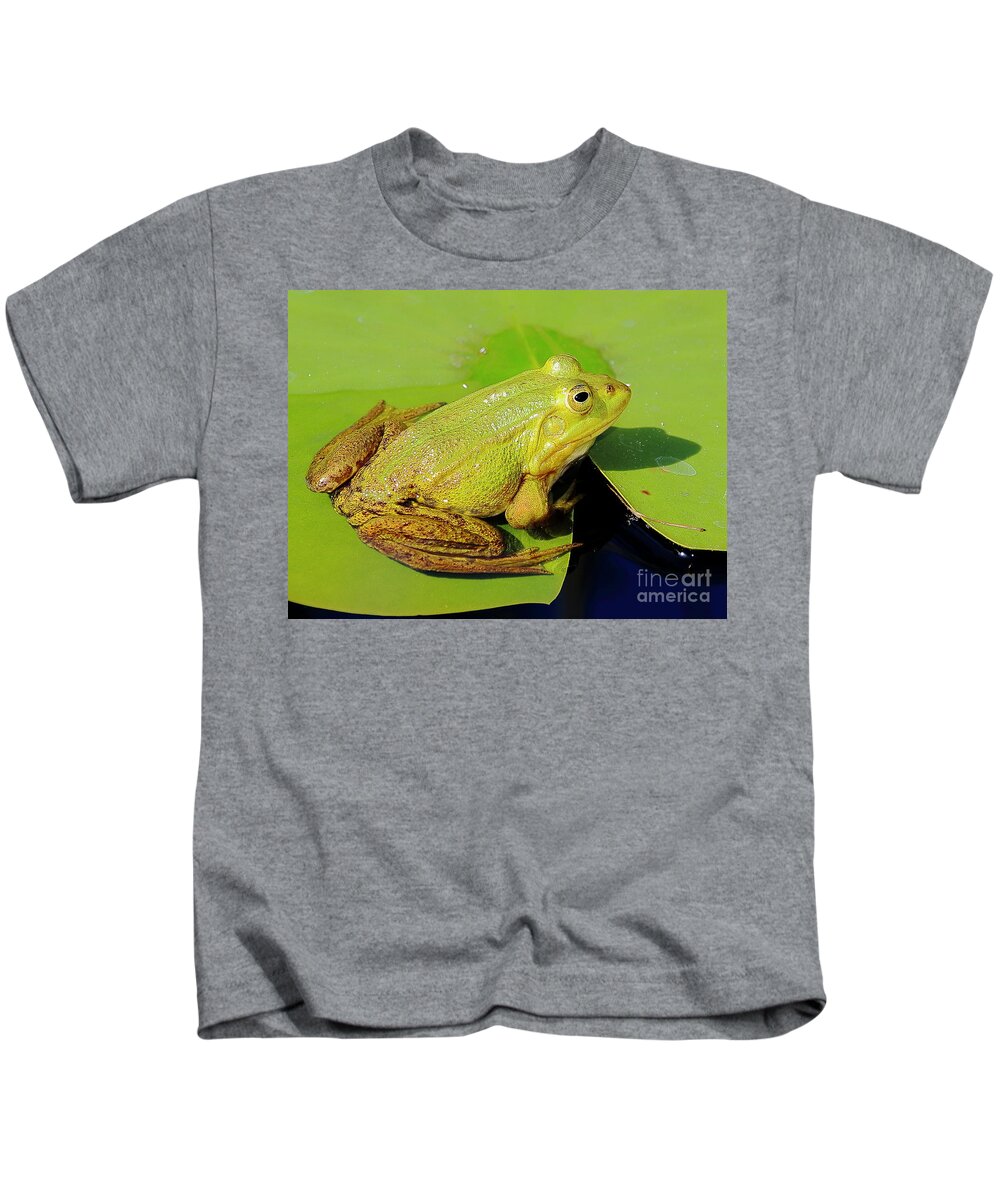 Frogs Kids T-Shirt featuring the photograph Green Frog 2 by Amanda Mohler