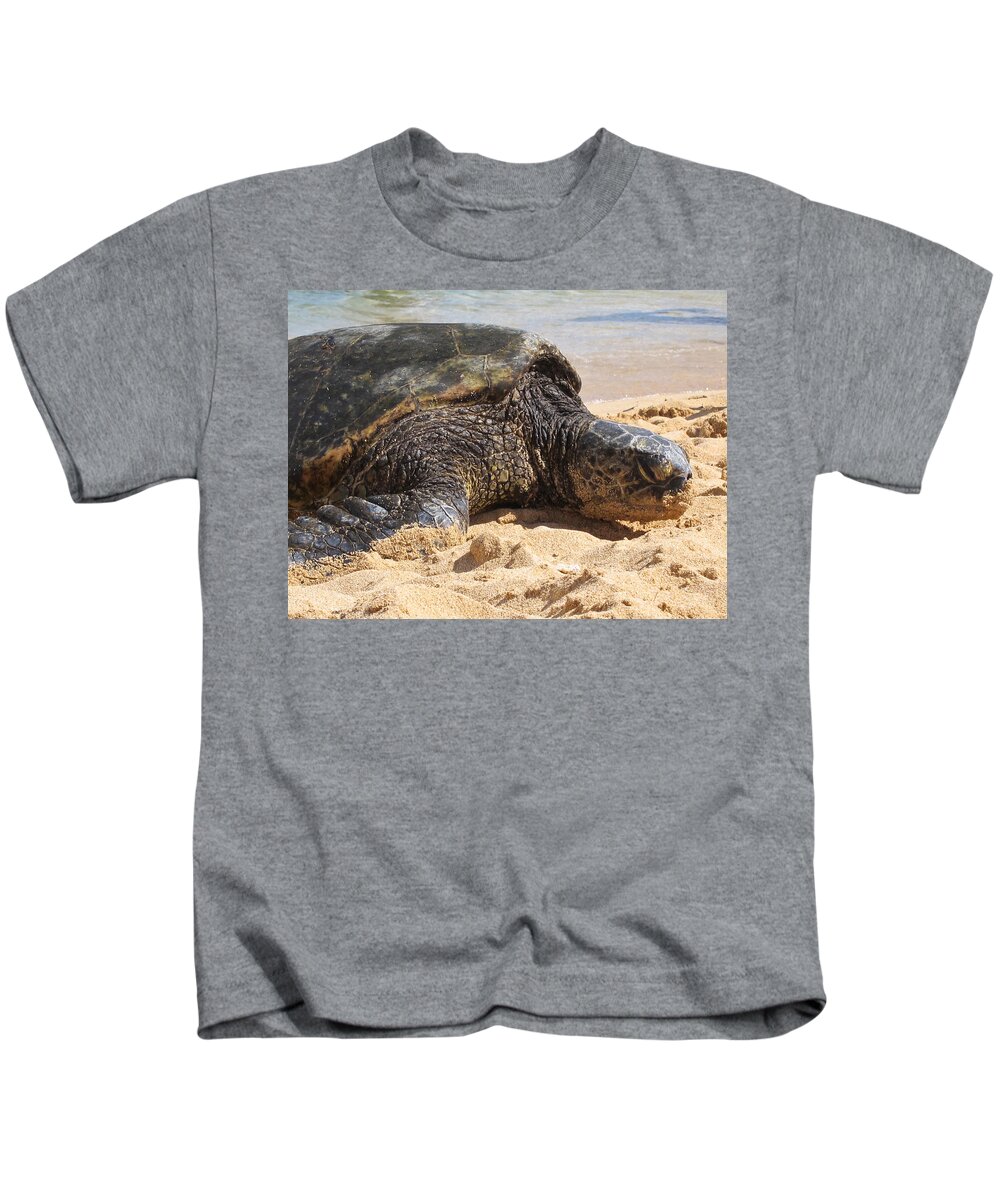 Green Kids T-Shirt featuring the photograph Green Sea Turtle 2 - Kauai by Shane Kelly