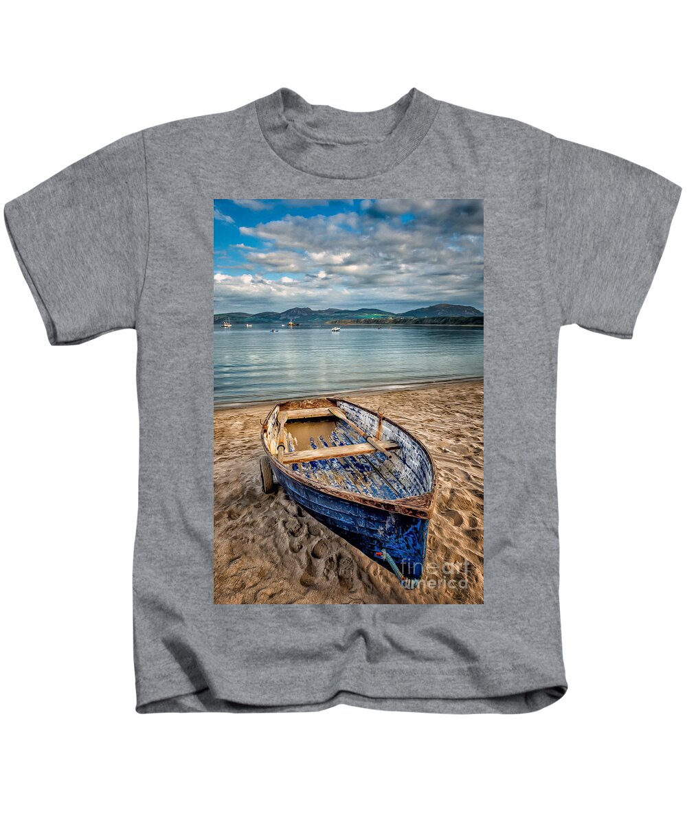 Beach Kids T-Shirt featuring the photograph Morfa Nefyn Boat by Adrian Evans