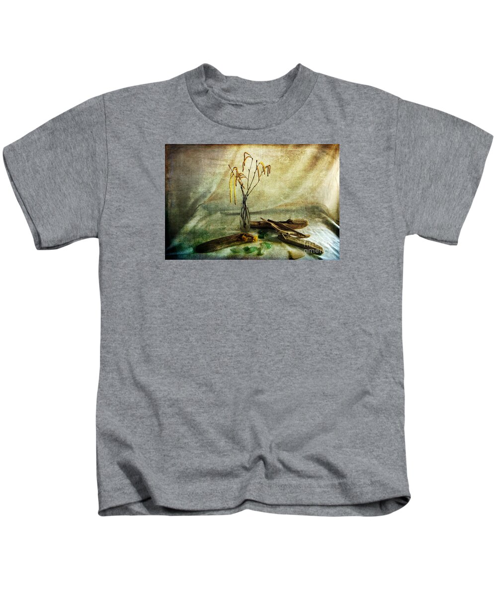 Branch Kids T-Shirt featuring the photograph Today's Find by Randi Grace Nilsberg