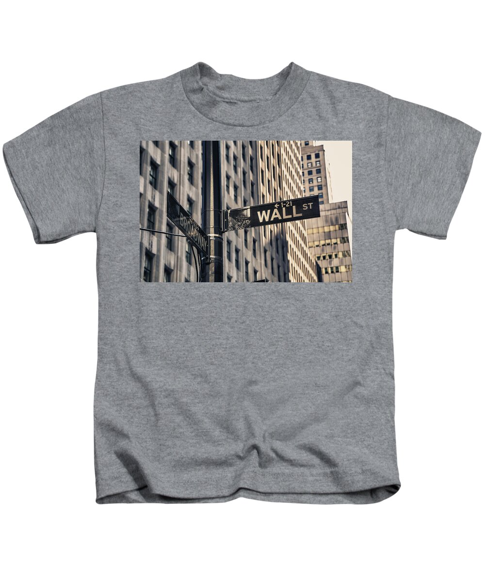 Wall Street Sign Kids T-Shirt featuring the photograph Wall Street Sign by Garry Gay