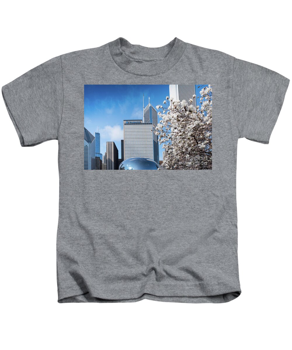 Cloud Gate Kids T-Shirt featuring the photograph Chicago Bean Millenium Park #5 by Jim DeLillo