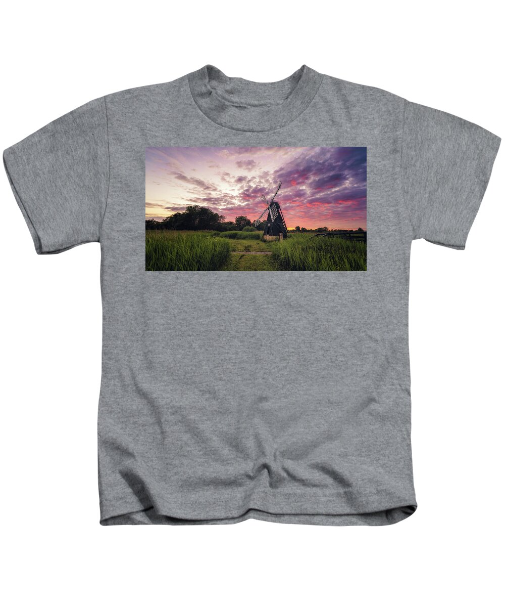 Cloud Kids T-Shirt featuring the photograph After sundown at Wicken by James Billings