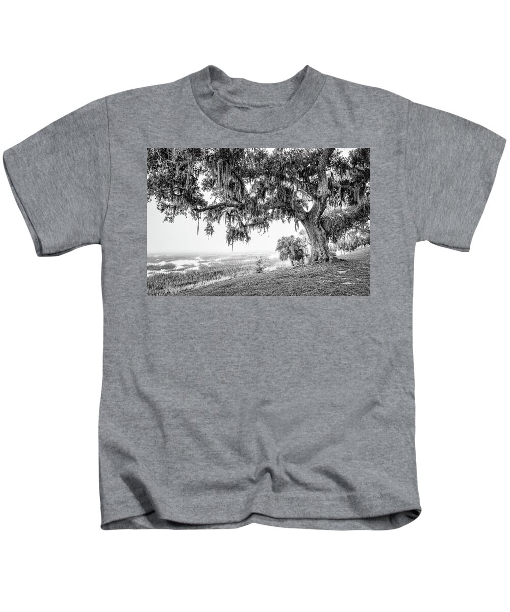 Bay Kids T-Shirt featuring the photograph Bay Street Oak View by Scott Hansen