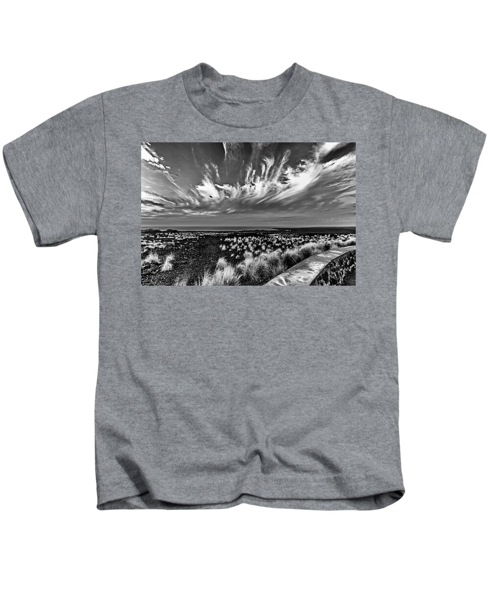 The Big Island Kids T-Shirt featuring the photograph Big Sky by Thomas Ashcraft