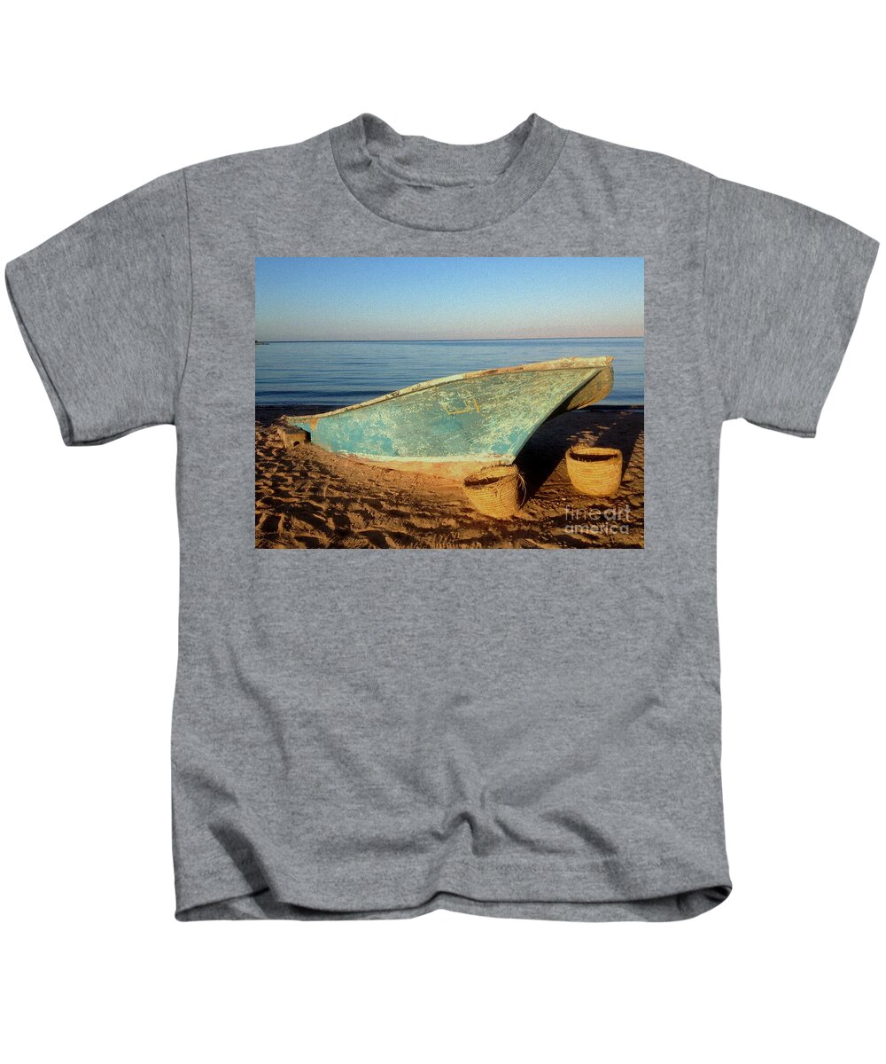 Boat Kids T-Shirt featuring the photograph Boat on Beach by Noa Yerushalmi