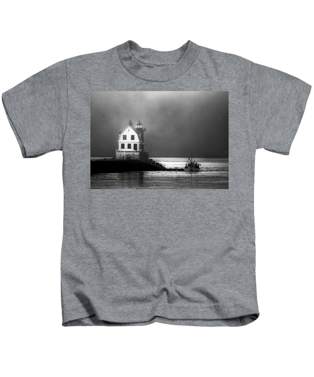 Breakwater Lighthouse Kids T-Shirt featuring the photograph Breakwater Trance by Jeff Cooper
