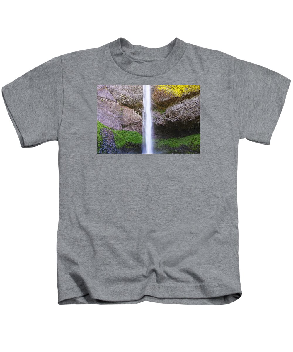 Waterfall Kids T-Shirt featuring the photograph Multonomah Falls of Oregon II by Pekka Sammallahti