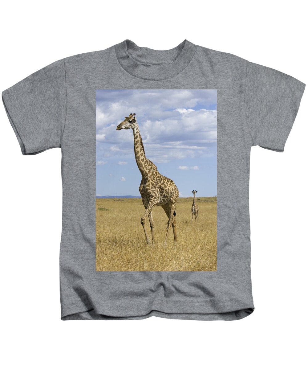 00784053 Kids T-Shirt featuring the photograph Giraffe Mother And 3 Week Old Calf by Suzi Eszterhas