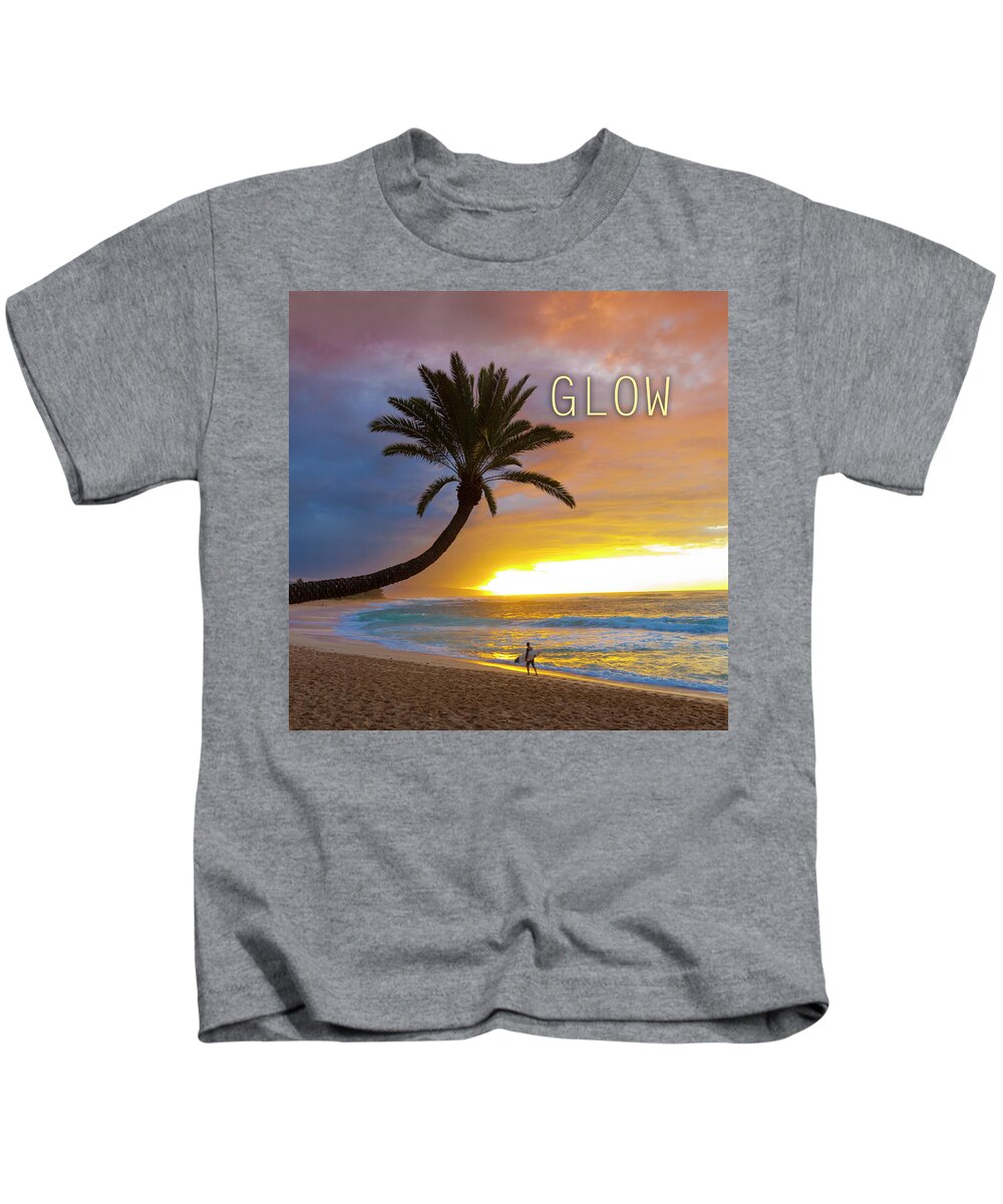  Hawaiian Sunset Kids T-Shirt featuring the photograph Glow. by Sean Davey