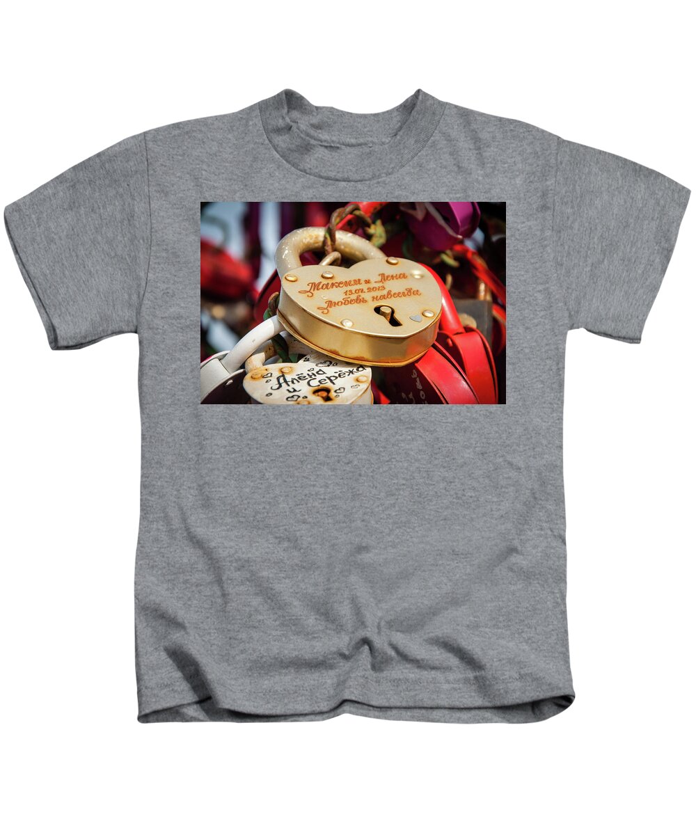 Lock Kids T-Shirt featuring the photograph Goldielocks by Geoff Smith