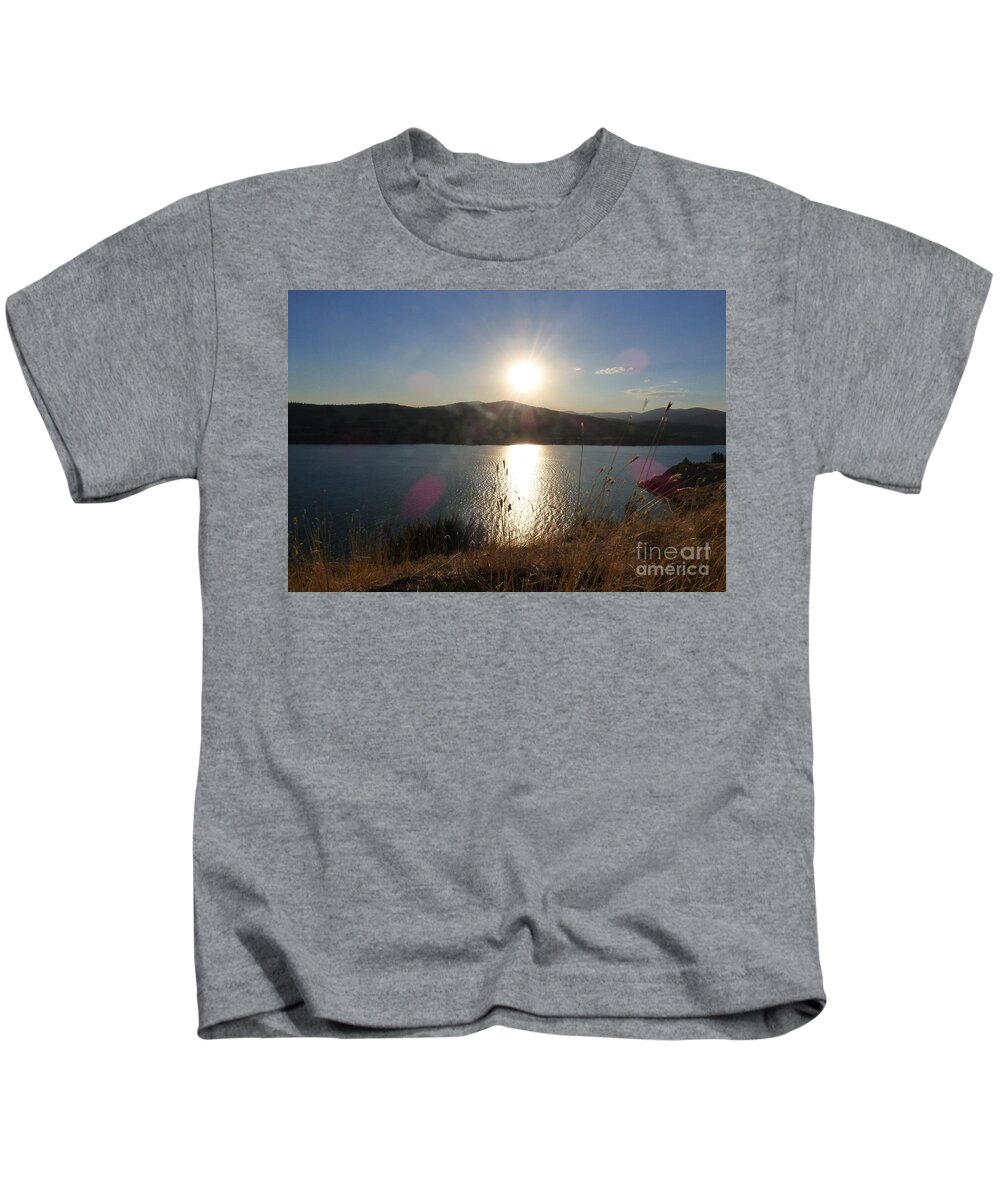 Lake Roosevelt Kids T-Shirt featuring the photograph Lake Roosevelt Sun by Charles Robinson