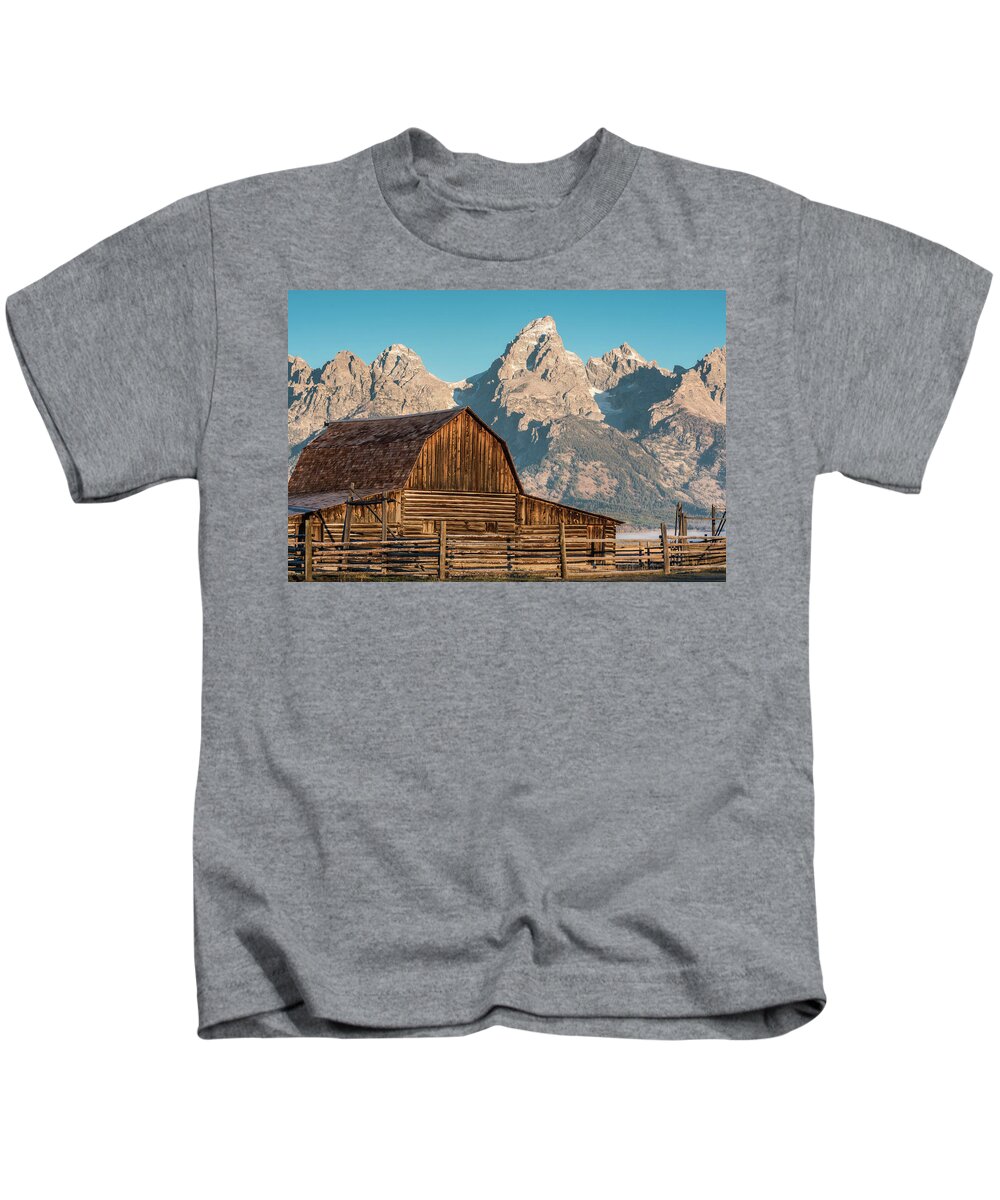 Homestead Kids T-Shirt featuring the photograph Moulton Barn by Jody Partin