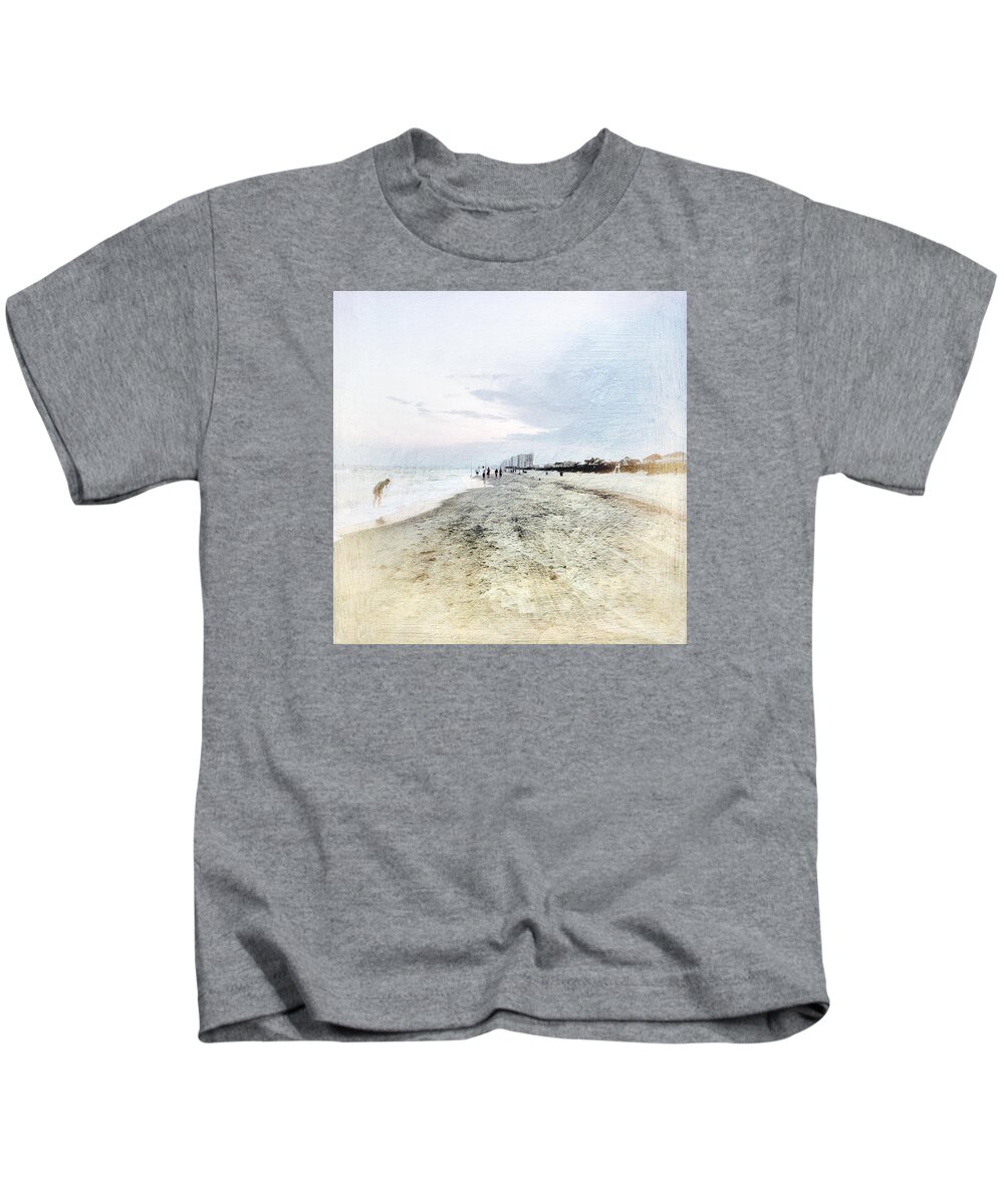 Digital Art Kids T-Shirt featuring the photograph Shell Seeker At North Myrtle Beach by Melissa D Johnston