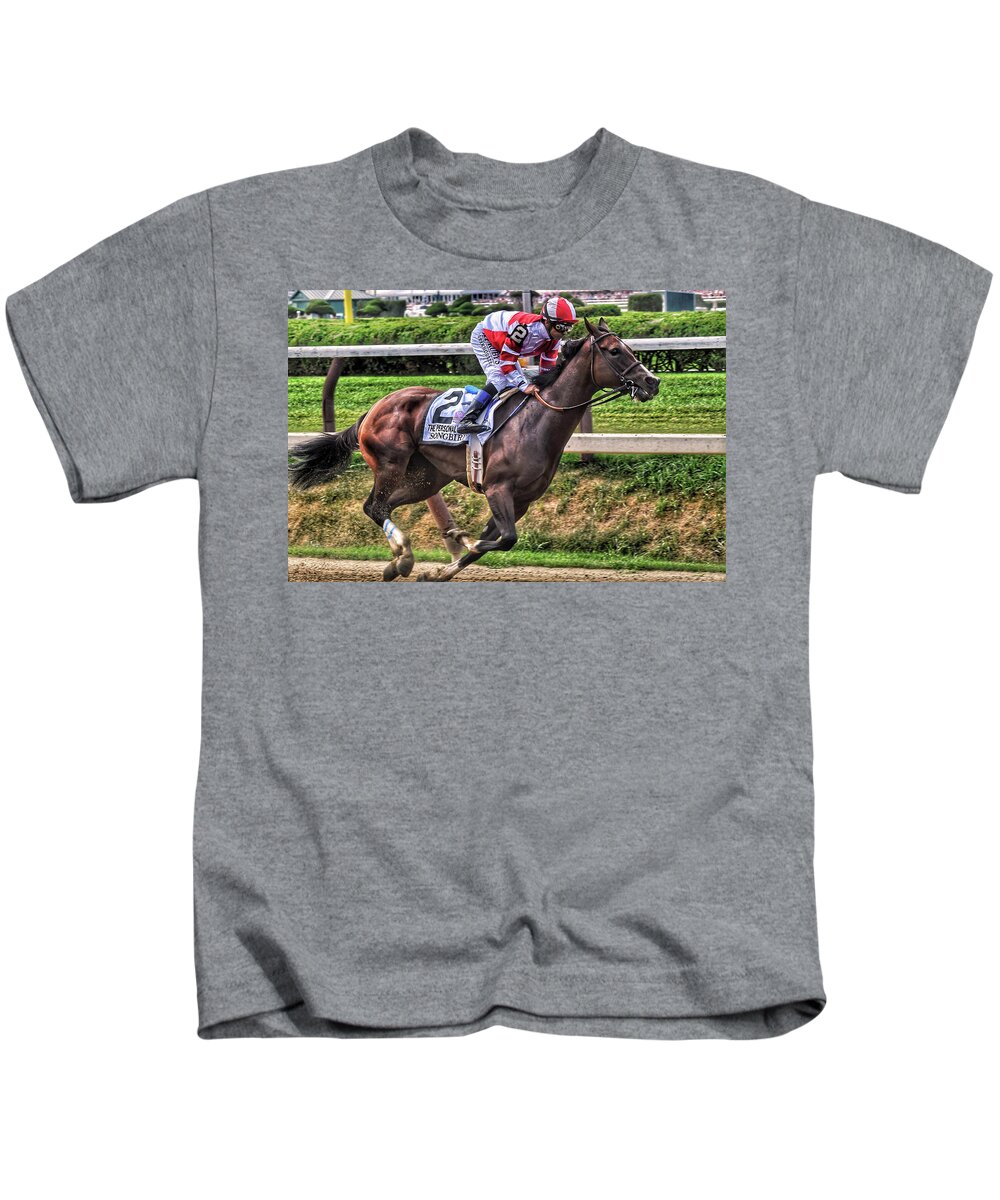 Race Horses Kids T-Shirt featuring the photograph Songbird with Mike Smith Saratoga August 2017 by Jeffrey PERKINS