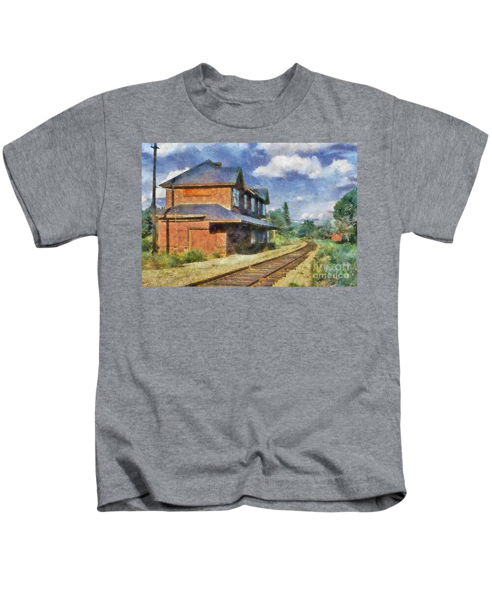 Railway Kids T-Shirt featuring the photograph Tracking The Past by Carol Randall