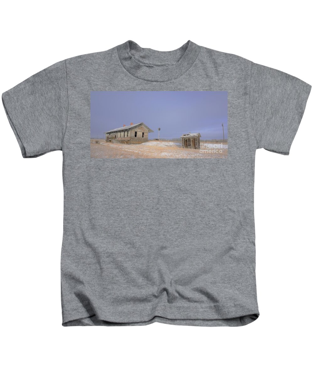 Old Things Kids T-Shirt featuring the photograph Waiting for the Train to Come by Merle Grenz