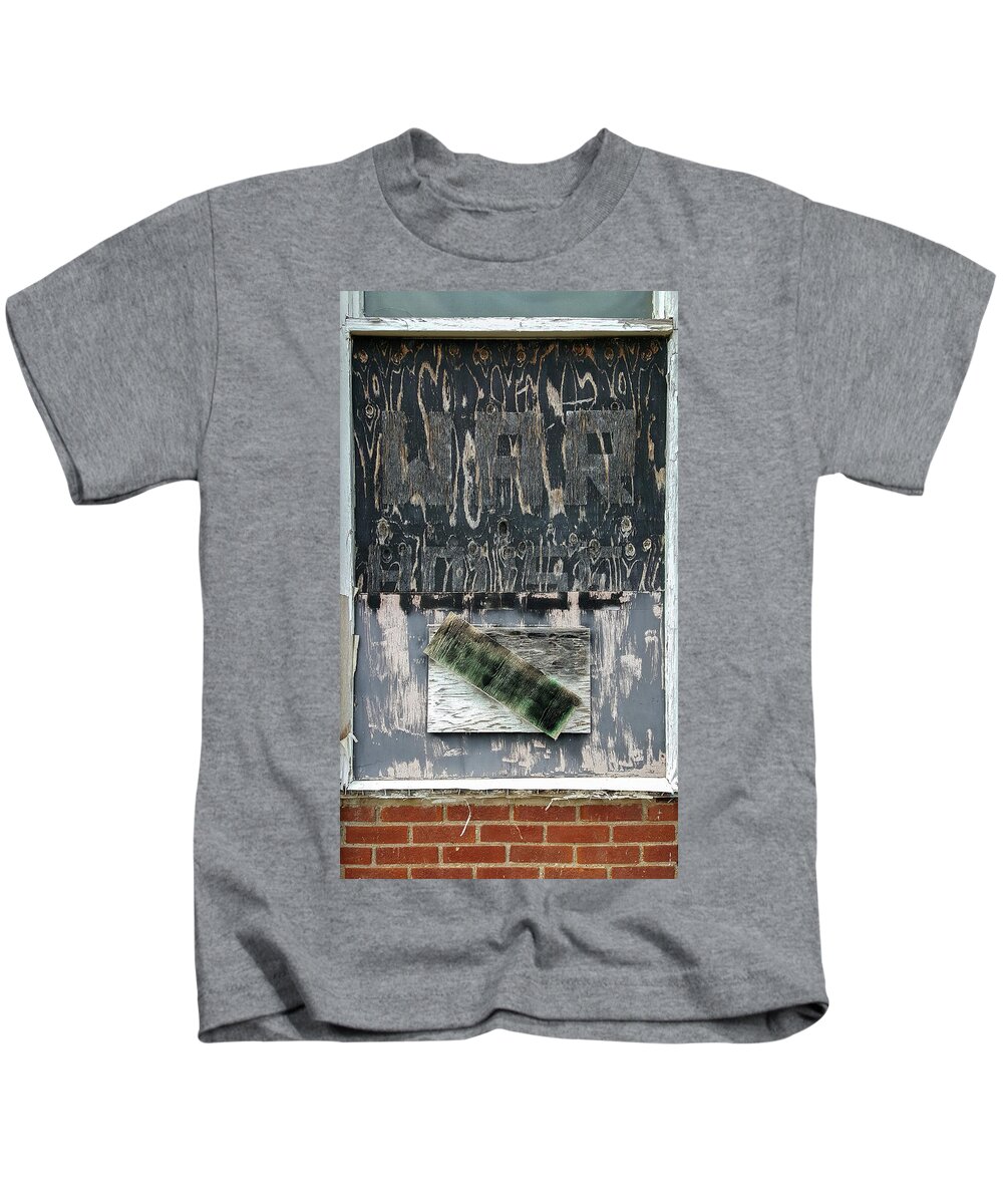 Window Kids T-Shirt featuring the photograph War House by Lynn Hansen
