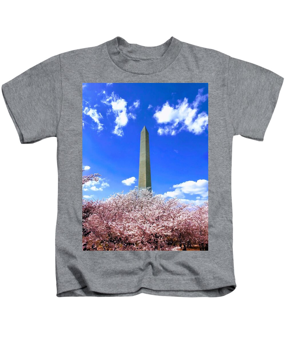 Washington Monument Kids T-Shirt featuring the photograph Washington Monument Cherry Blossoms by Chris Montcalmo