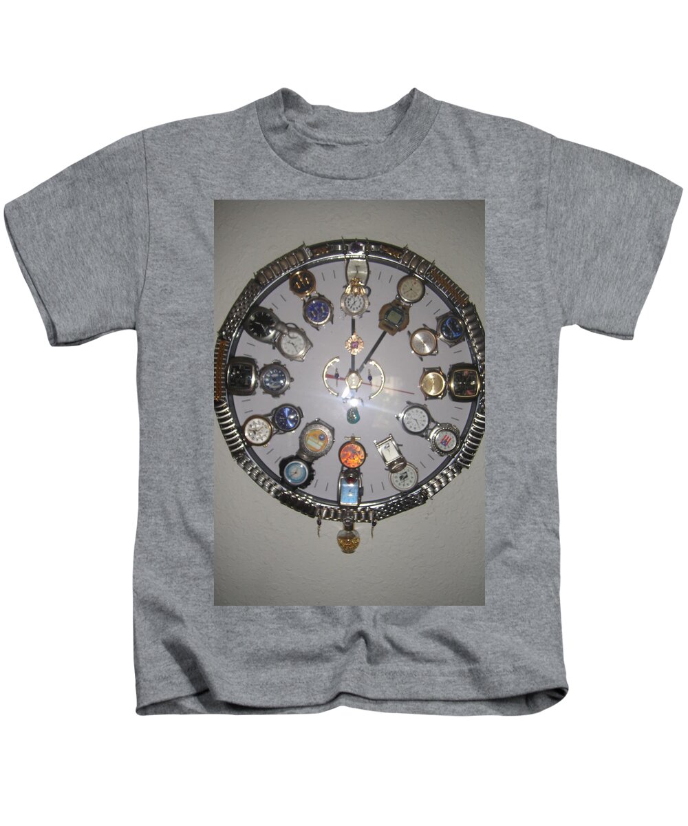 Watches Kids T-Shirt featuring the mixed media Wastin Time by WaLdEmAr BoRrErO