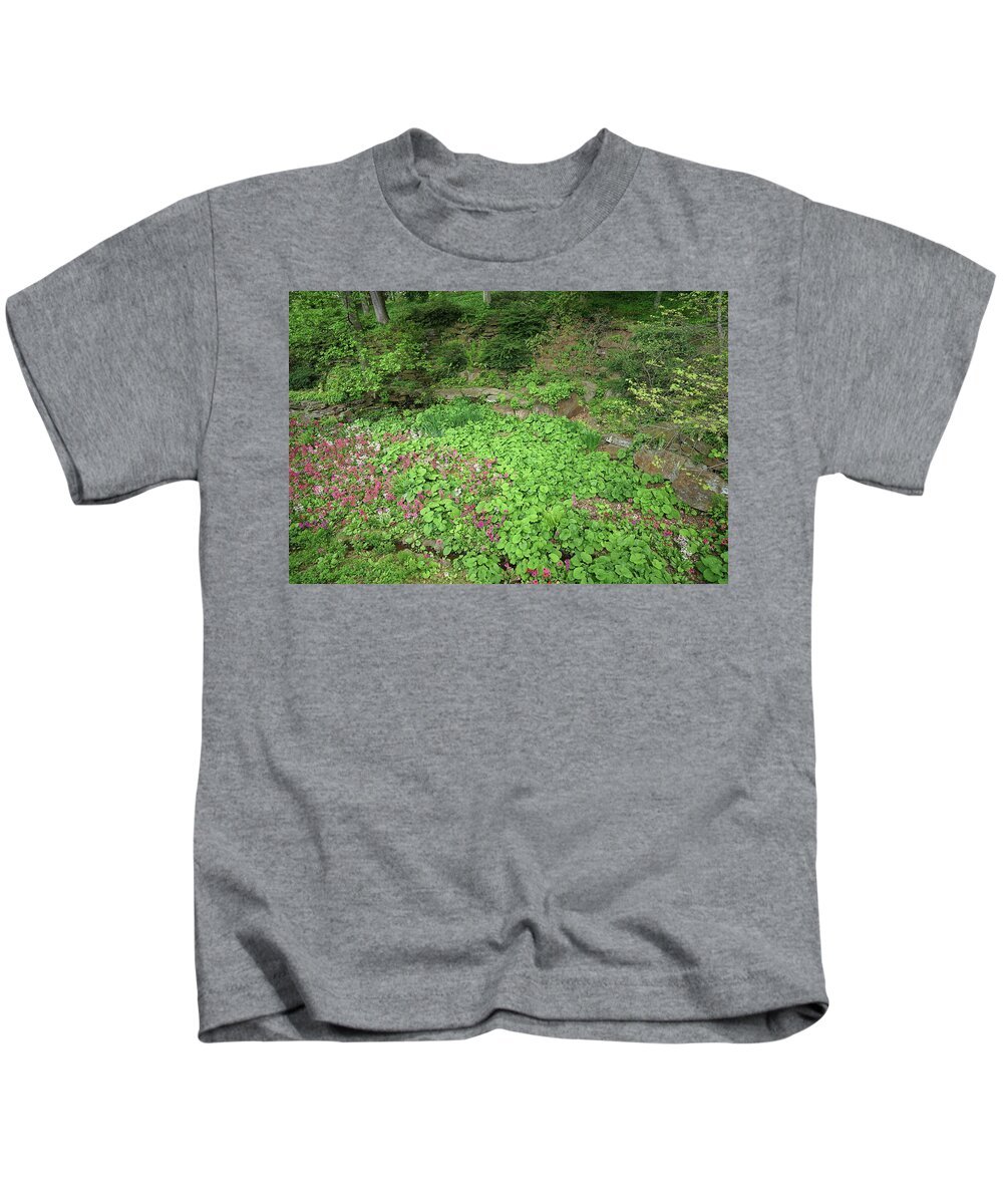 Winterthur Kids T-Shirt featuring the photograph Winterthur Gardens #5426 by Raymond Magnani