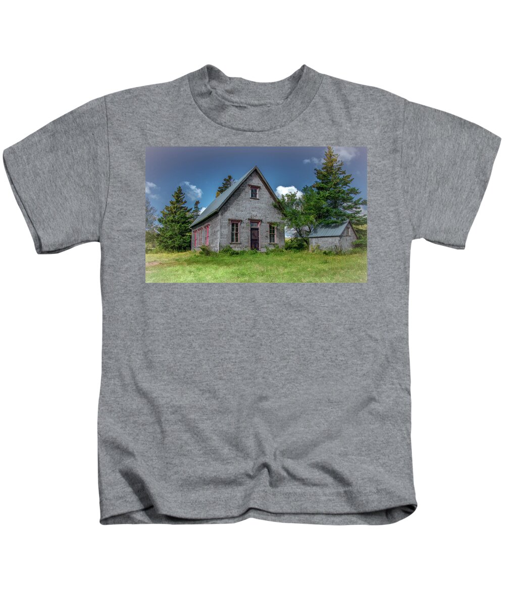 One Room Schoolhouse Kids T-Shirt featuring the photograph Island Schoolhouse of Days Gone by by Marcy Wielfaert