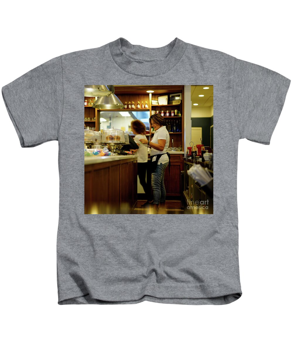 Diner Kids T-Shirt featuring the photograph The Palm Beach Diner by Jan Daniels