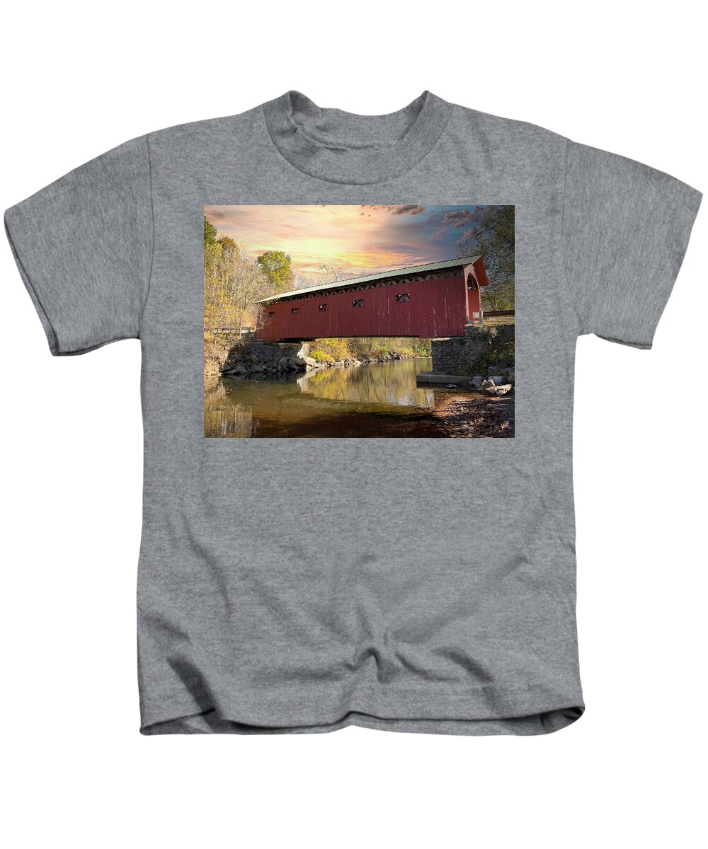 Arlington Covered Bridge Kids T-Shirt featuring the photograph Arlington Covvered Bridge by Carolyn Mickulas