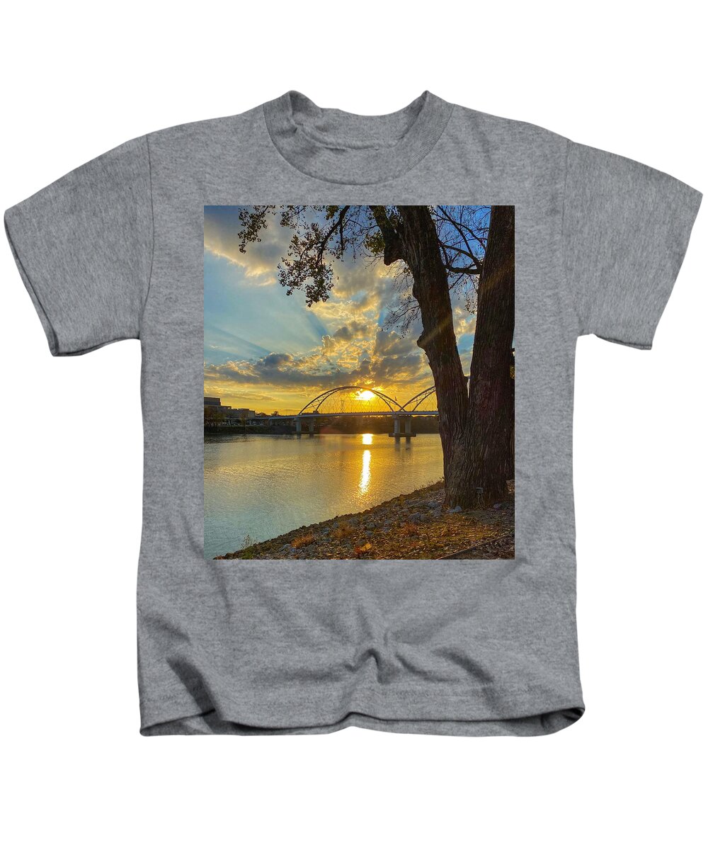 Autumn Kids T-Shirt featuring the photograph Autumn Sunset On The North Shore by Michael Dean Shelton