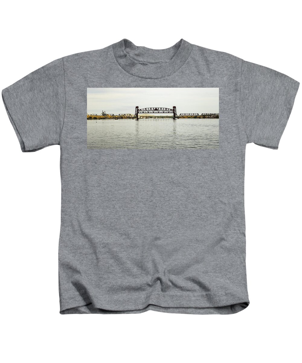 Bnsf Snake River Bridge Kids T-Shirt featuring the photograph BNSF Snake River Bridge by Tom Cochran